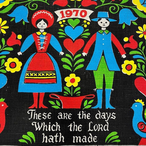 Vintage 1970 Primitive Design Linen Cloth Dish Towel Calendar - Picture 2 of 7